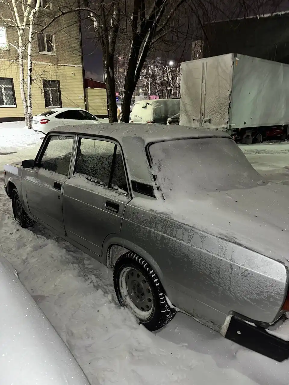 ВАЗ 2105 2010 года выпуска