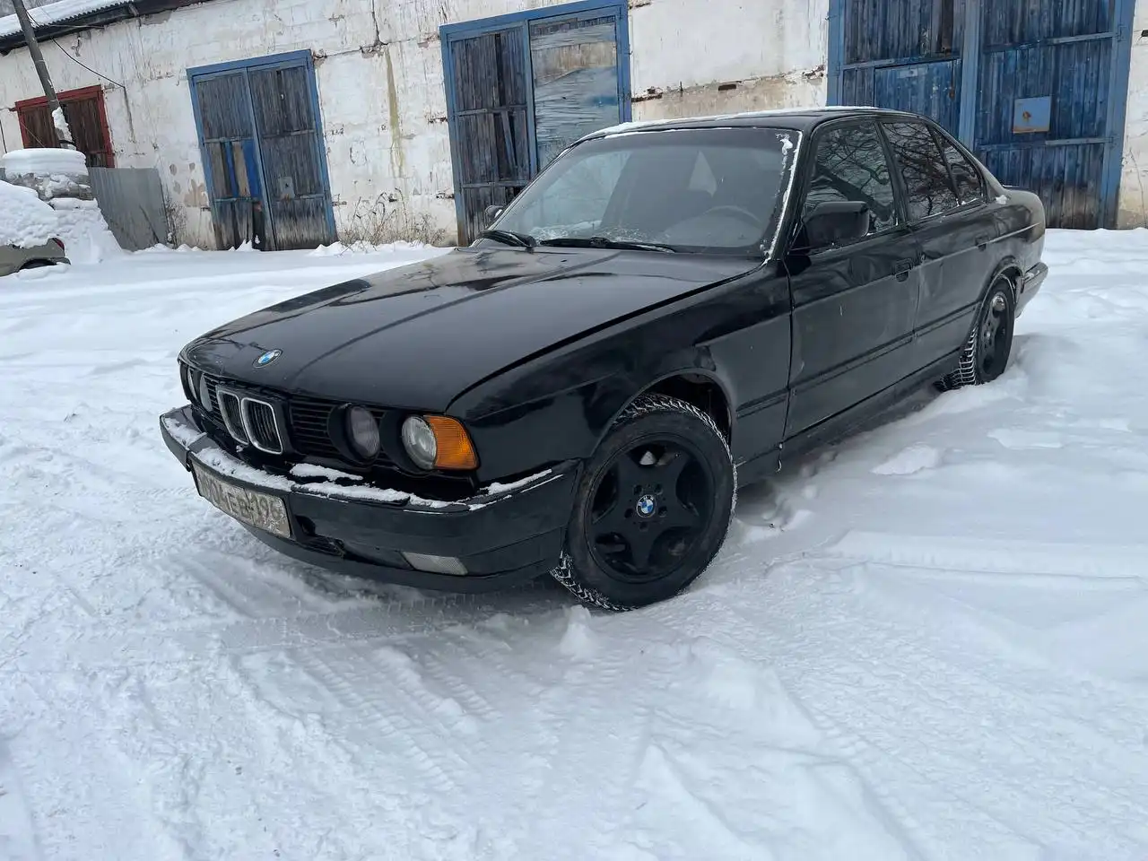 Продажа автомобиля BMW 5 серии 1993 года