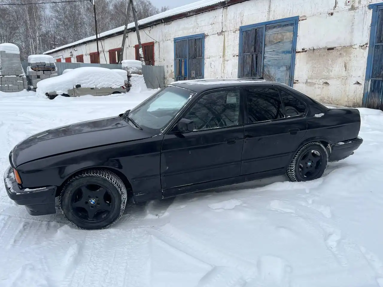 Продажа автомобиля BMW 5 серии 1993 года