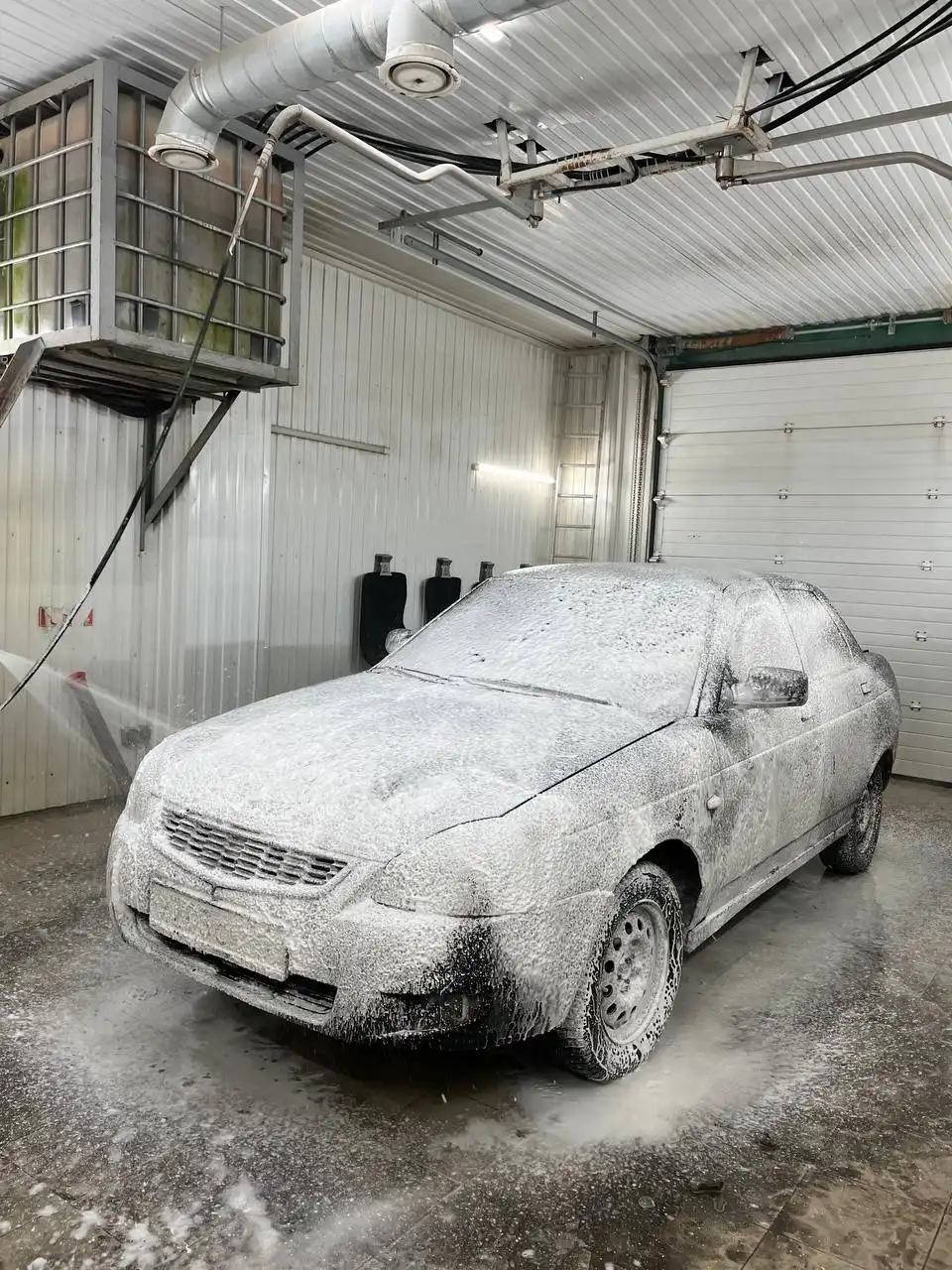 Продам автомобиль Lada Priora 2007 года