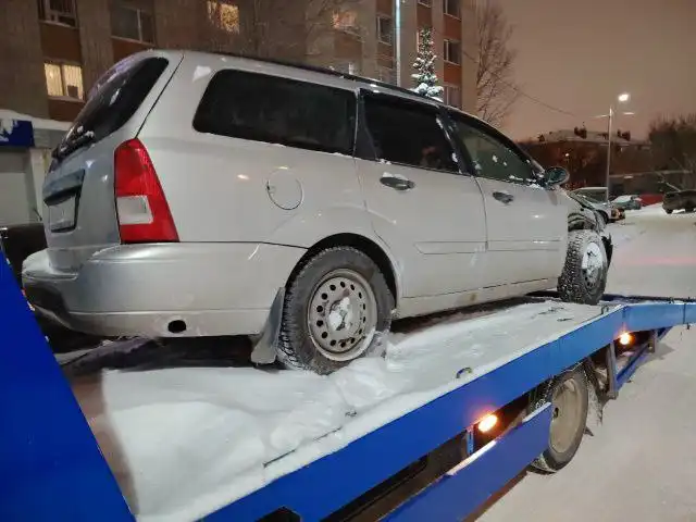 Продажа автомобиля ВАЗ 2107 2001 года с неисправностями - Авто в Тюмень