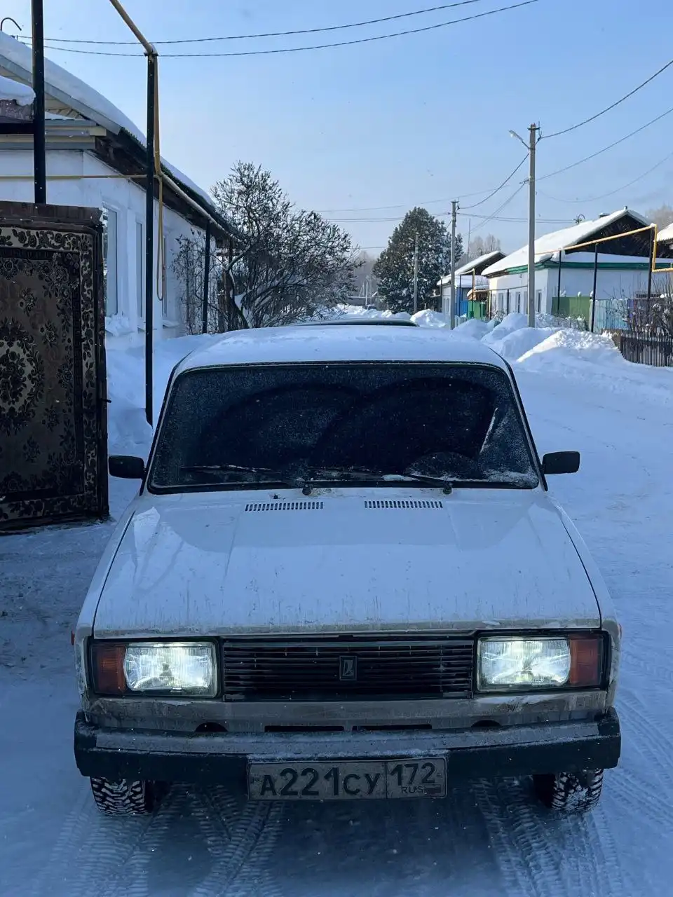 ВАЗ 2105 карбюраторный в хорошем состоянии - Авто в Тюмень