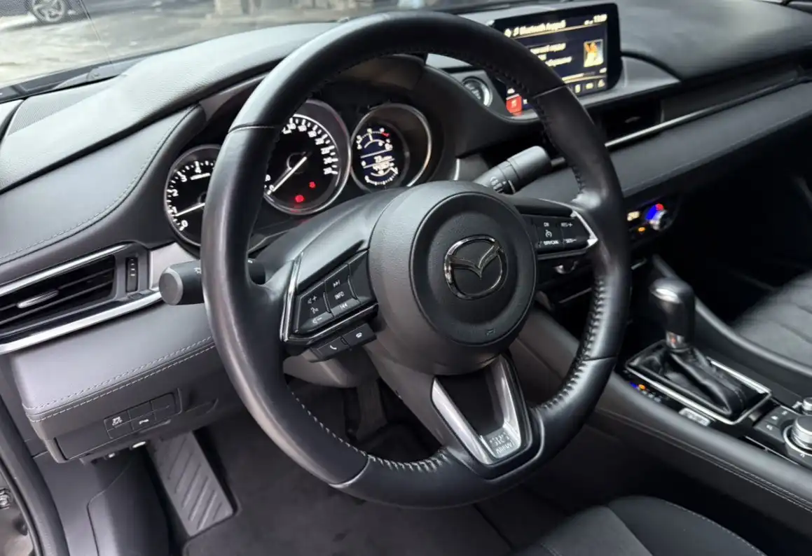 Mazda 6 2022, 2.0 автомат, пробег 44 000 км - Легковые автомобили (Авто) в Тюмень