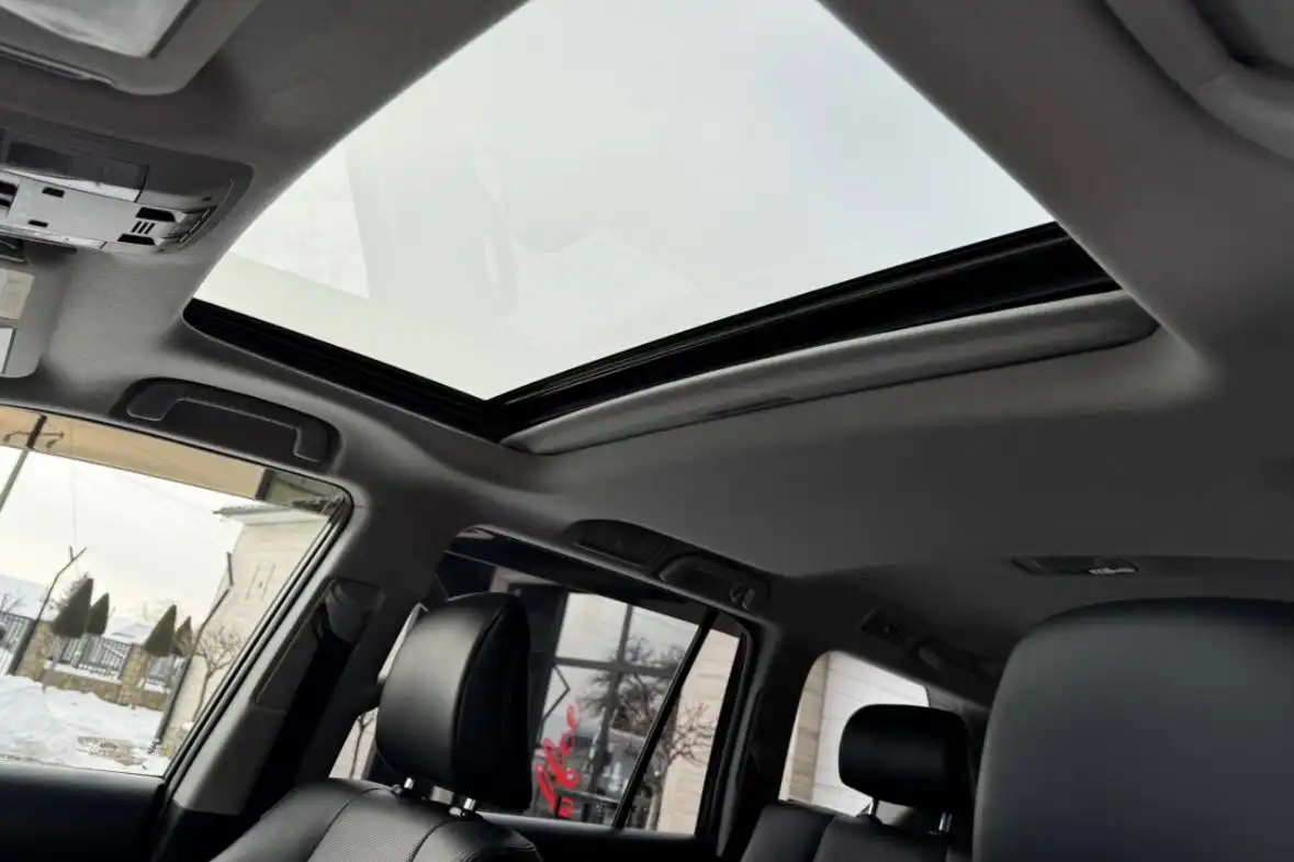 Toyota Land Cruiser Prado 2018 V поколения (2nd FL) J150 2.8D АТ - Авто в Тюмень