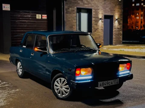 Продажа ВАЗ 2107 2005 года - Легковые автомобили в Тюмень