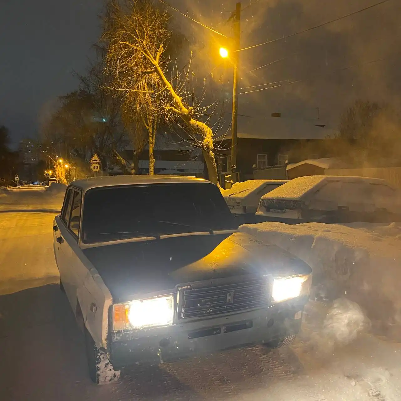 ВАЗ 2107 2006 года с документами - ВАЗ (Авто) в Тюмень