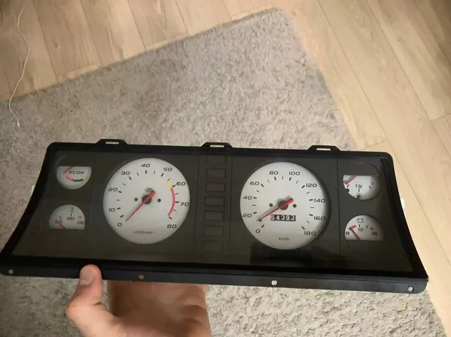 Карбовая фара с неработающими лампами - Освещение в Тюмень