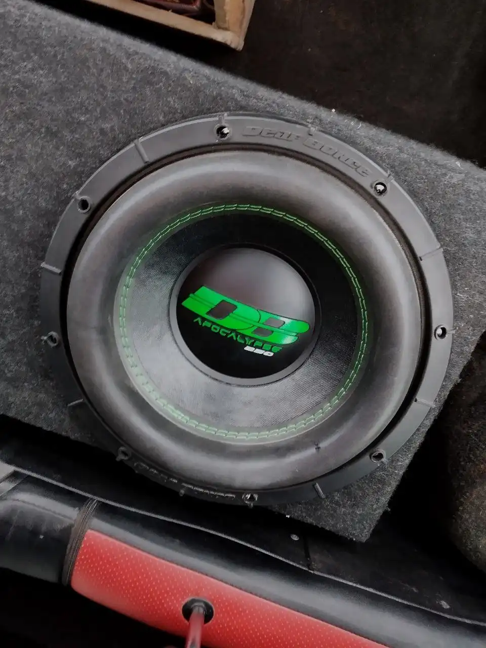 Продам Саб Deaf Bonce Apocalypse 252 с усилителем - Автозвук (Электроника) в Тюмень