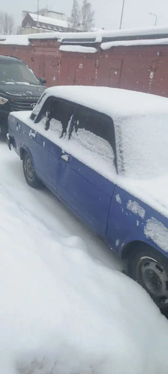 Продажа ВАЗ 2105 2005 года инжектор - Авто в Тюмень