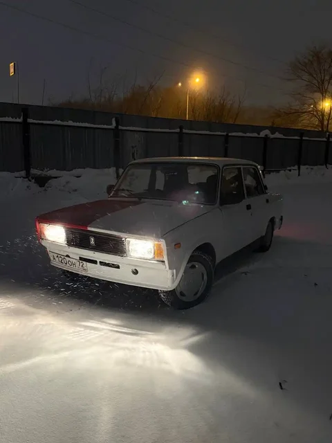 Продажа ВАЗ 2105 инжектор - Диски и шины в Тюмень