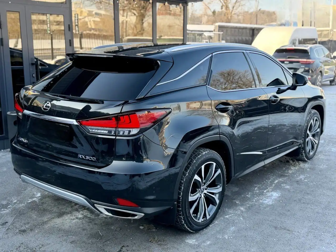 Срочная продажа Lexus RX 300 AWD 2021 - Авто в Тюмень
