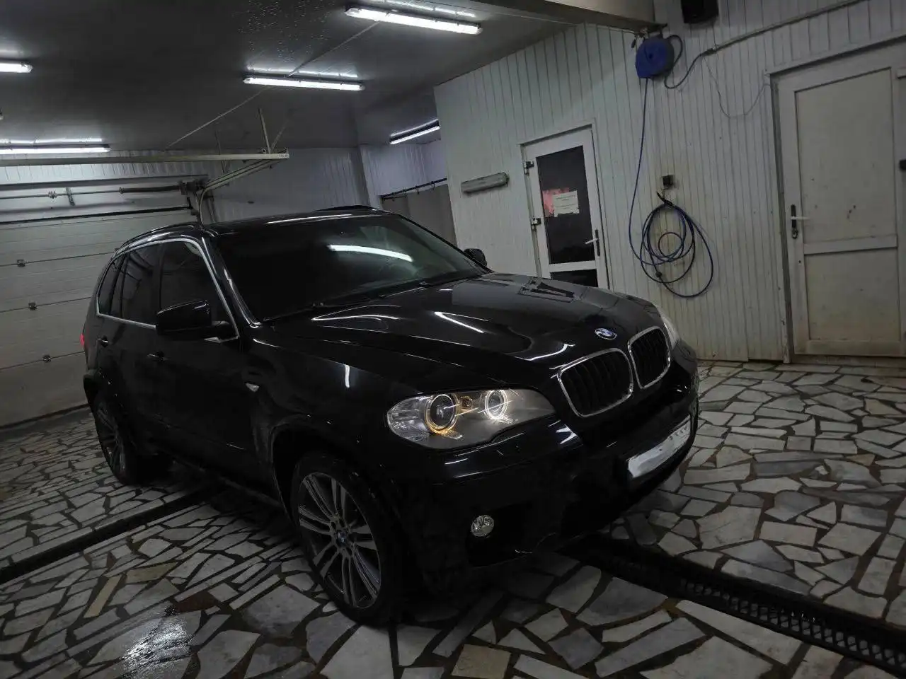 Продажа BMW X5 2011 года - Авто в Тобольск
