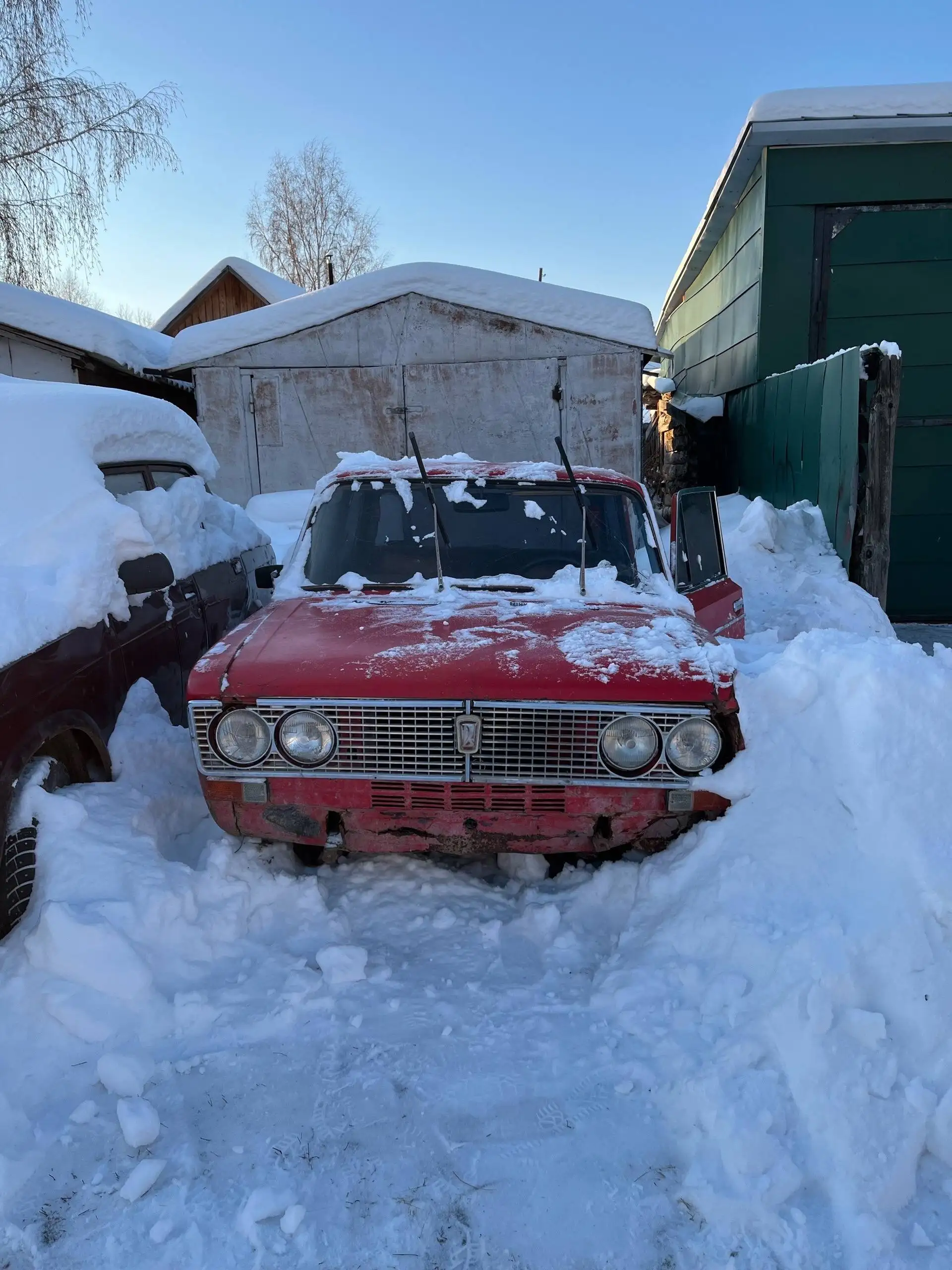 Запчасти ВАЗ 2103 на разбор - Автозапчасти (Запчасти) в Тюмень