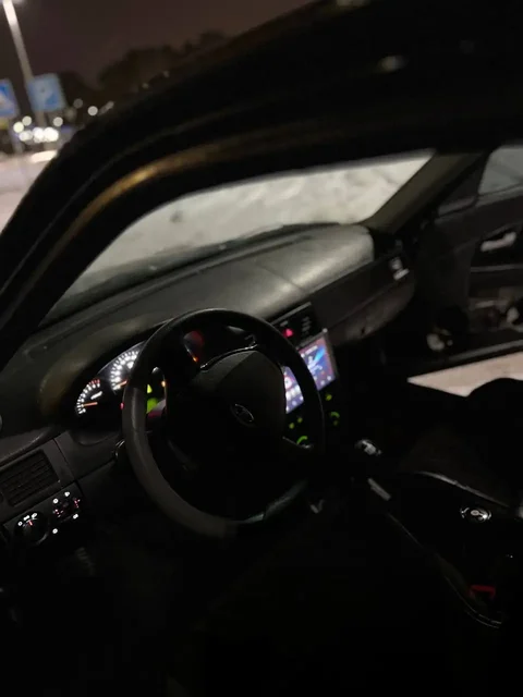Продается Lada Priora 2013 года выпуска в люксовой комплектации - Прицепы в Тюмень