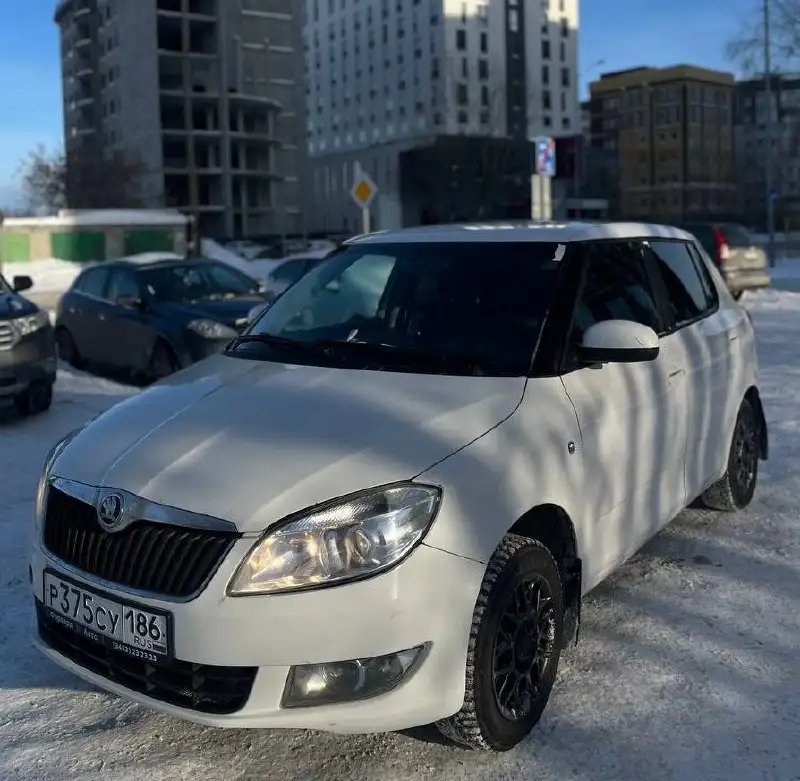 Продажа автомобилей Фабия 2013 и Октавиа 2009 - Легковые автомобили (Авто) в Тюмень