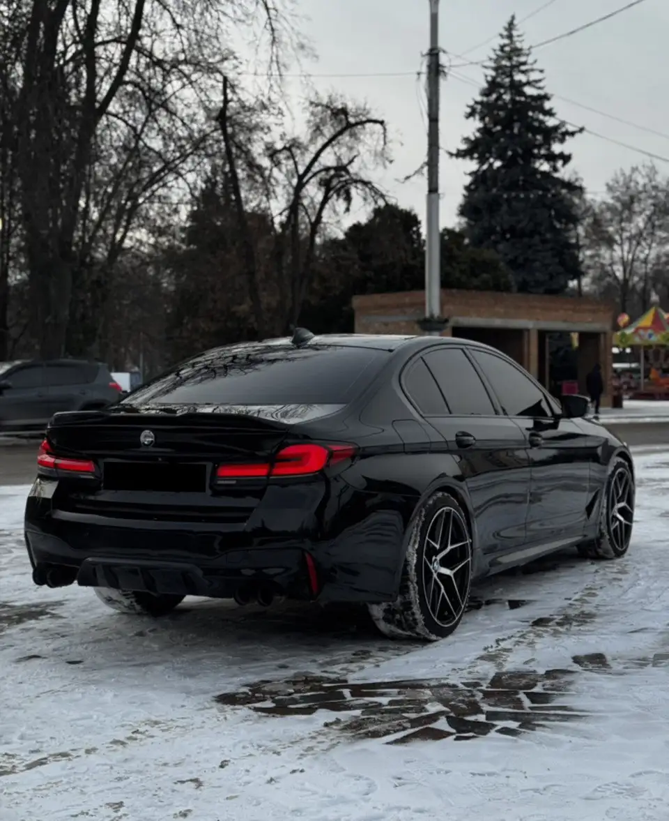 BMW 530i xDrive G30 2018 года с полным приводом - Легковые автомобили (Авто) в Тюмень