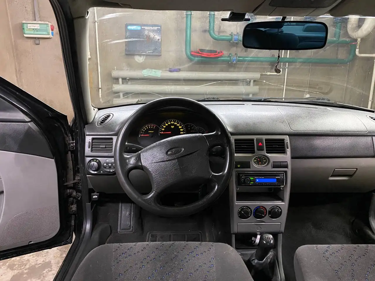 Продам Приору в хорошем состоянии - Легковые автомобили (Авто) в Тюмень