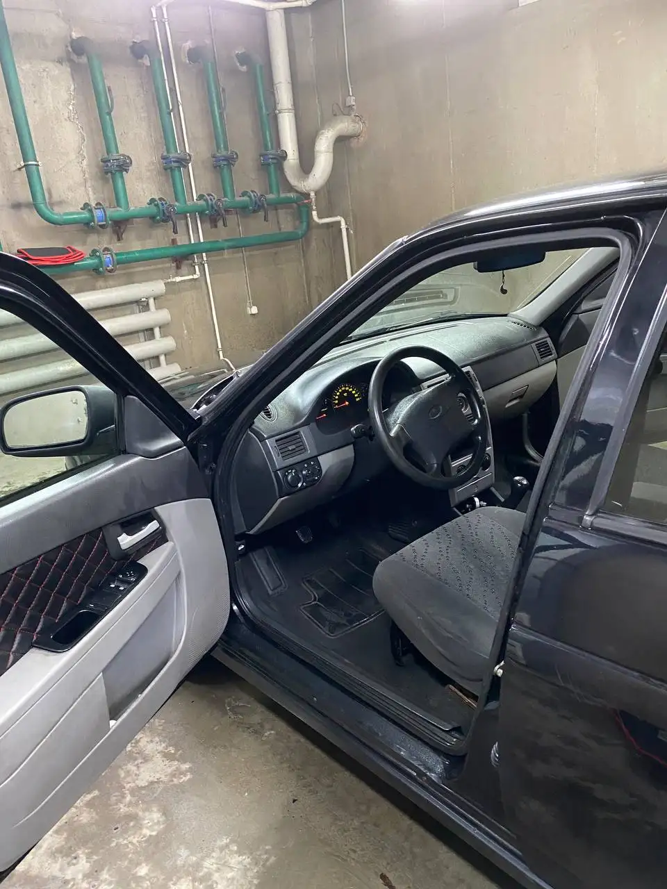 Продам Приору на ходу с документами - Легковые автомобили (Авто) в Тюмень