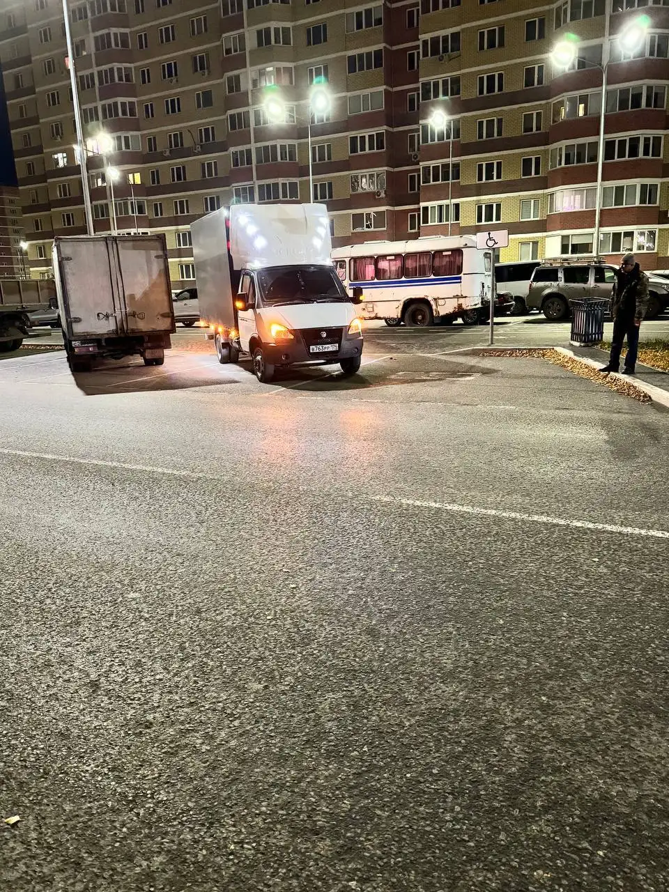 Продам Газель Бизнес 2013 года - Грузовики и фургоны (Авто) в Тюмень