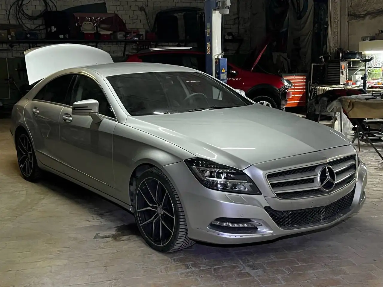 Продажа автомобилей Октавия 2009, Марк и Cls 218 - Авто в Тюмень