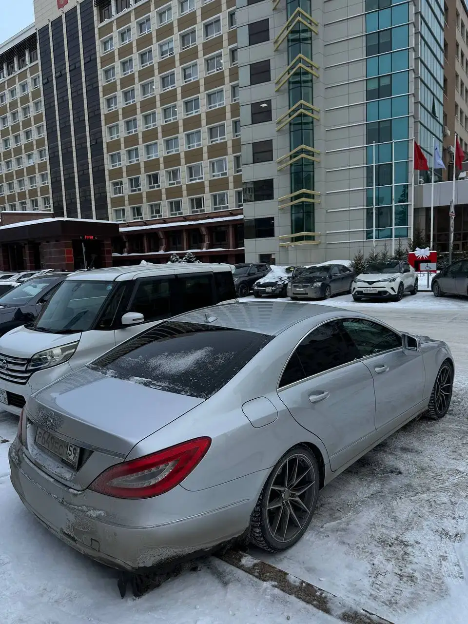 BMW X5 2011 года с двигателем 3.5 л - Внедорожники (Авто) в Тюмень