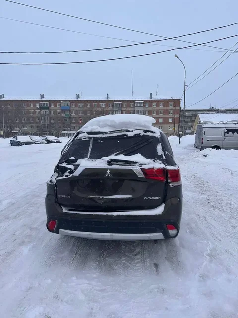 Продажа Mitsubishi Outlander 2015 года - Авто в Тюмень