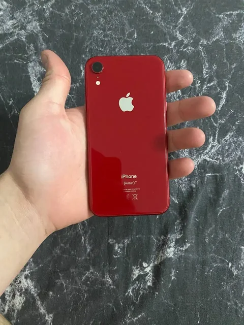 Продам iPhone XR в отличном состоянии - Мобильные телефоны в Тюмень