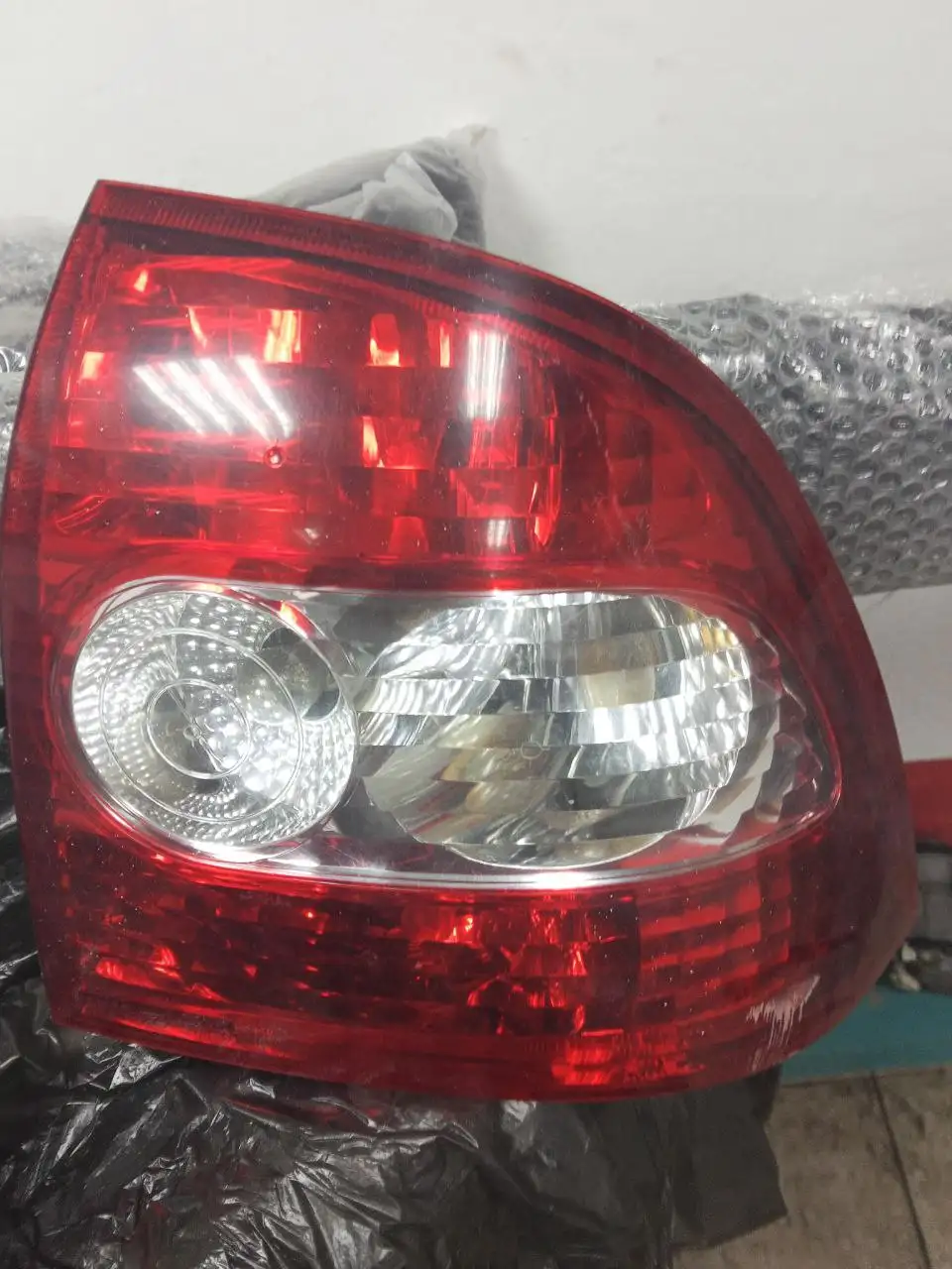 Запчасти ВАЗ 2107: фары, бампер, генератор - Автозапчасти (Запчасти) в Тюмень