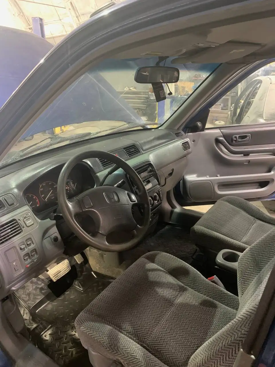 Продажа автомобиля Toyota Land Cruiser Prado 120 в отличном состоянии - Внедорожники (Авто) в Тюмень