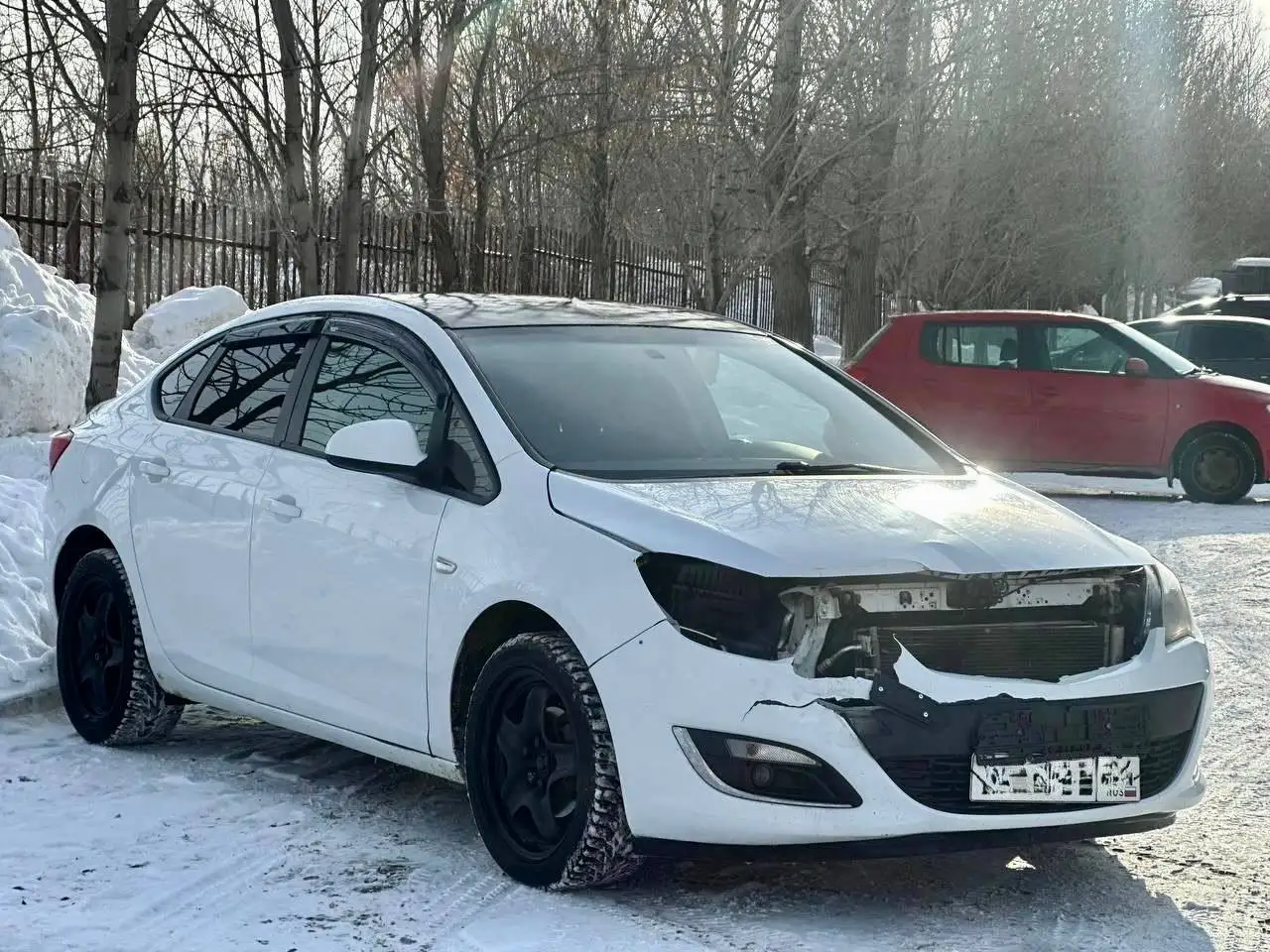 Opel Astra J рестайлинг 2012 года, 1.6 АКПП - Легковые автомобили (Авто) в Челябинск