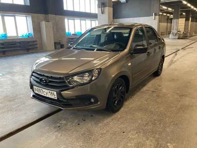 LADA Granta 2021 года выпуска с небольшим пробегом - Шевроле Нива в Тюмень