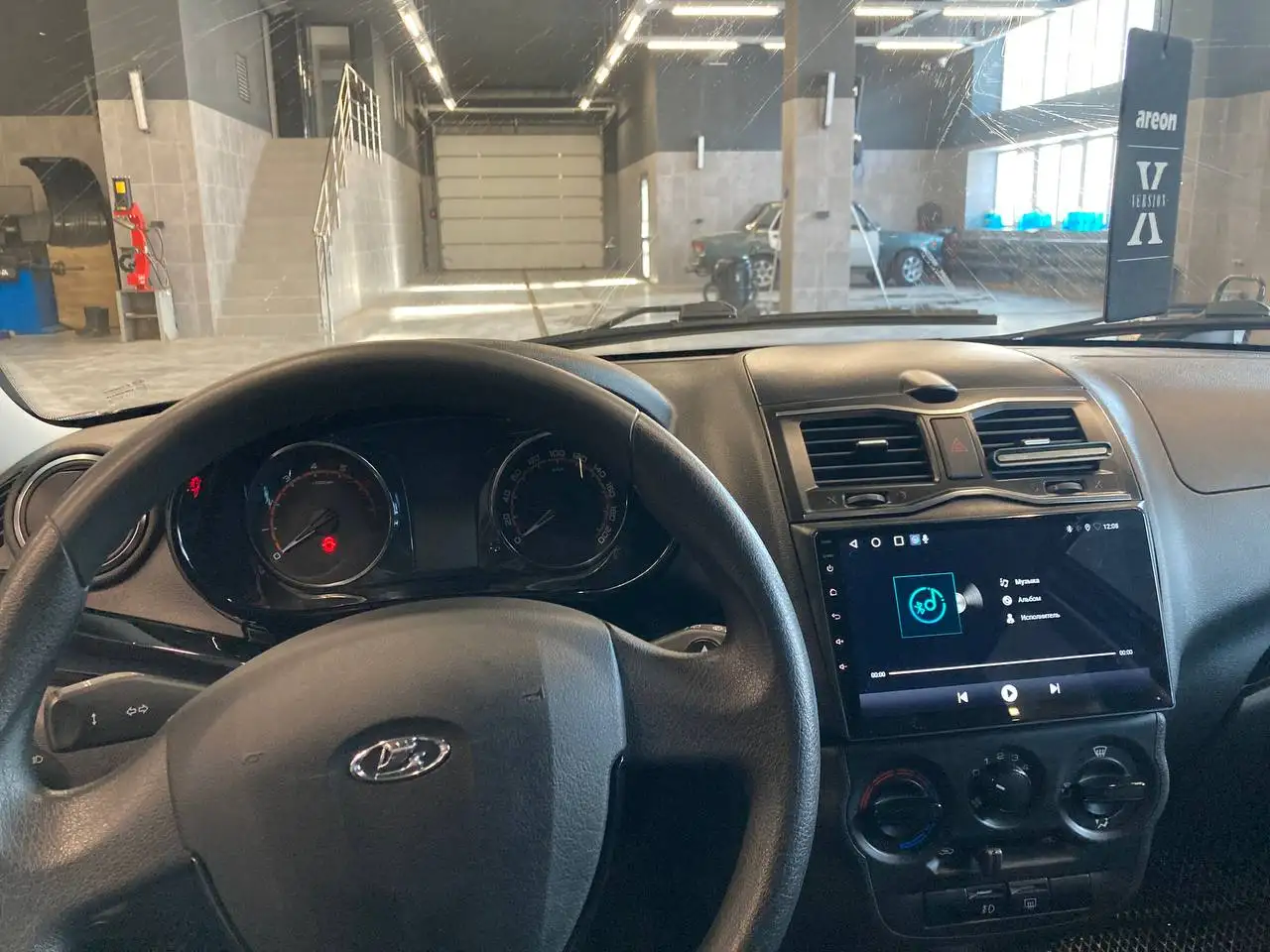 LADA Granta 2021 года выпуска с небольшим пробегом - Легковые автомобили (Авто) в Тюмень