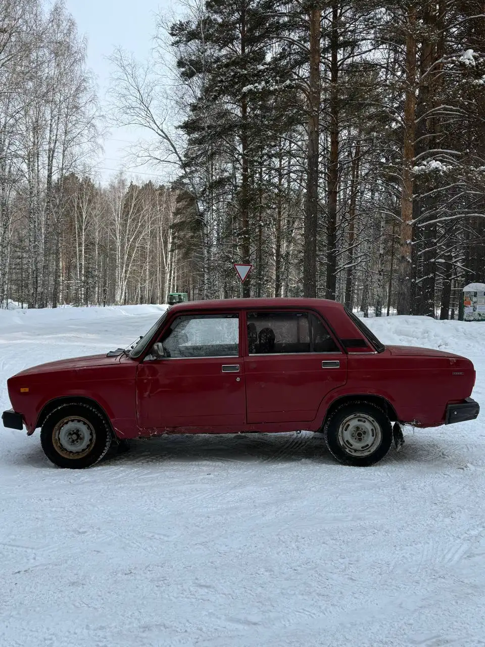 ВАЗ 2105 1992 года, карбюратор - Авто в Тюмень