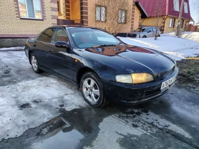 Продажа Toyota Crown Exiv 2л автомат - null в Тюмень