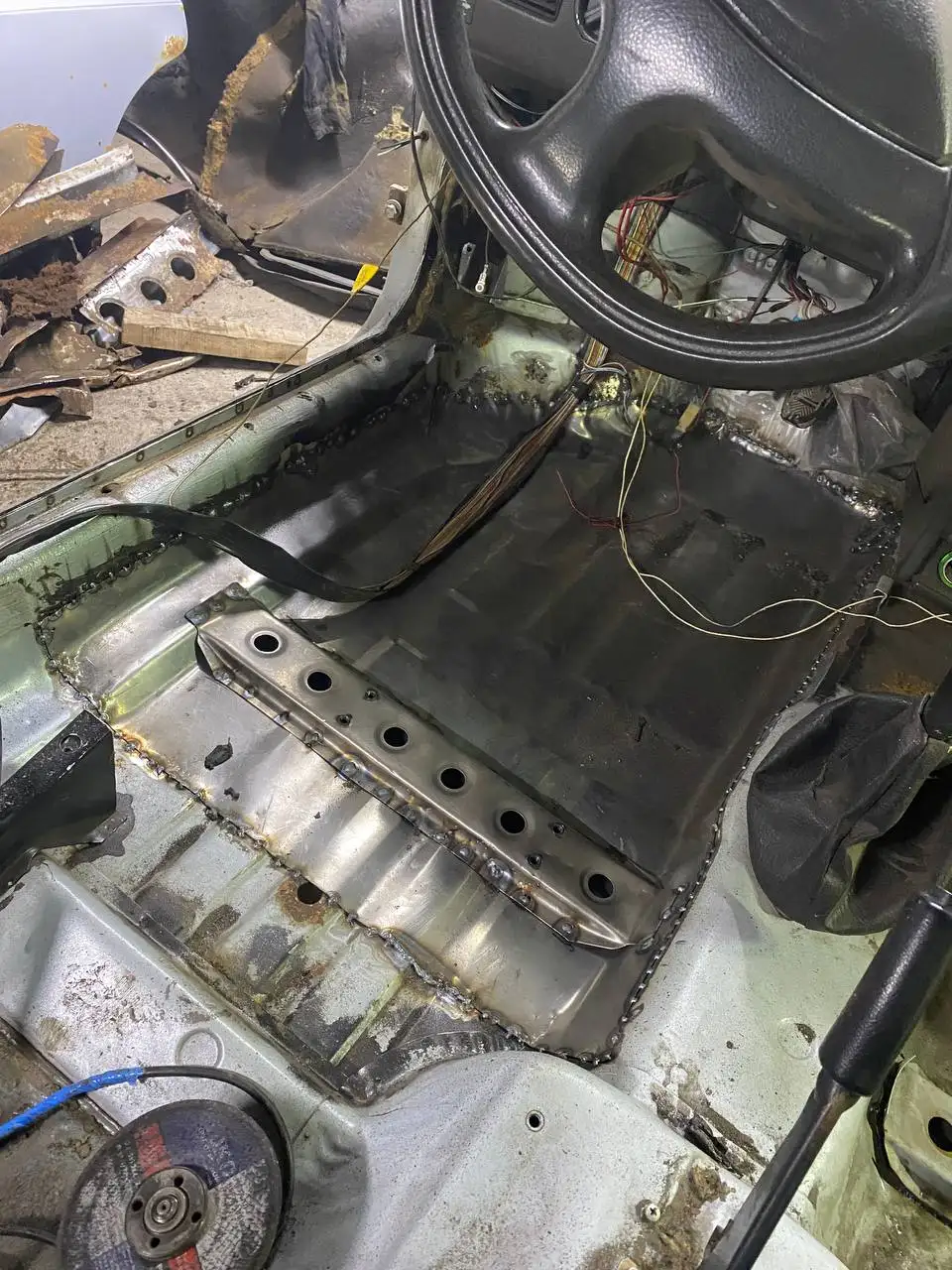 Услуги по ремонту и переварке кузовов автомобилей - Авторемонт (Услуги) в Тюмень