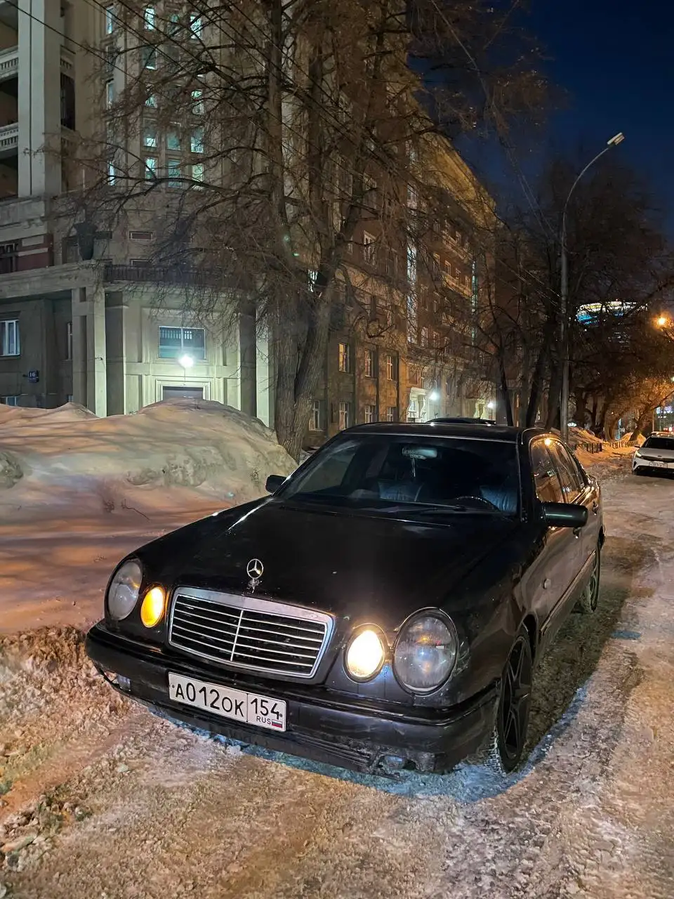 Mercedes-Benz W210 1997г комплектация Avantgarde 3.2 - Авто в Тюмень
