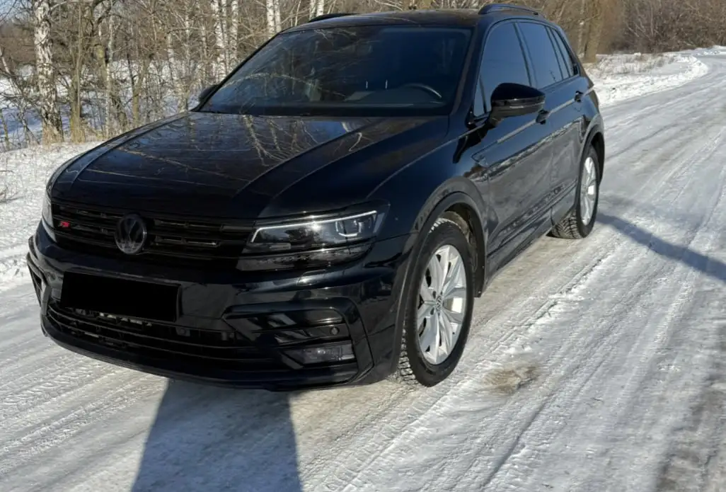 Volkswagen Tiguan 2017 года - Легковые автомобили (Авто) в Тюмень