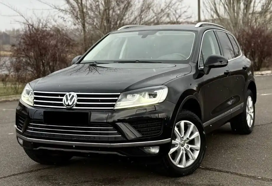 Продам Volkswagen Touareg 2016 года в идеальном состоянии - Авто в Тюмень