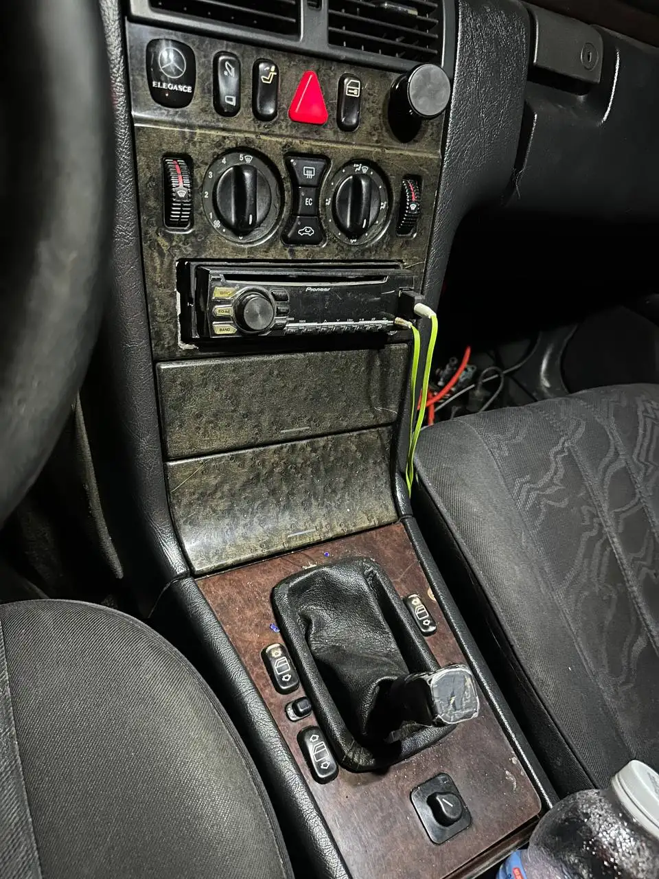 Продажа Mercedes E210 1996 года с двигателем 2.0л М111 - Легковые автомобили (Авто) в Тюмень