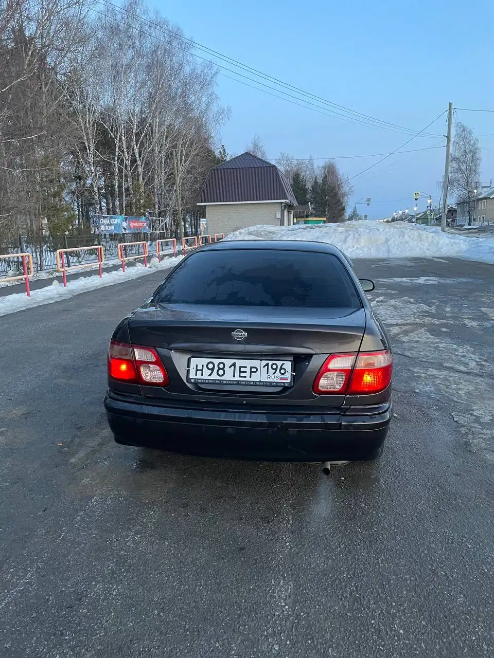 Автомобиль 2001 года на ходу с документами - Легковые автомобили (Авто) в Тюмень