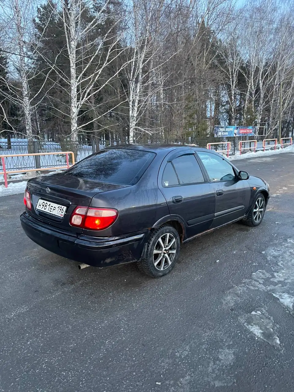 Автомобиль 2001 года на ходу с документами - Легковые автомобили (Авто) в Тюмень