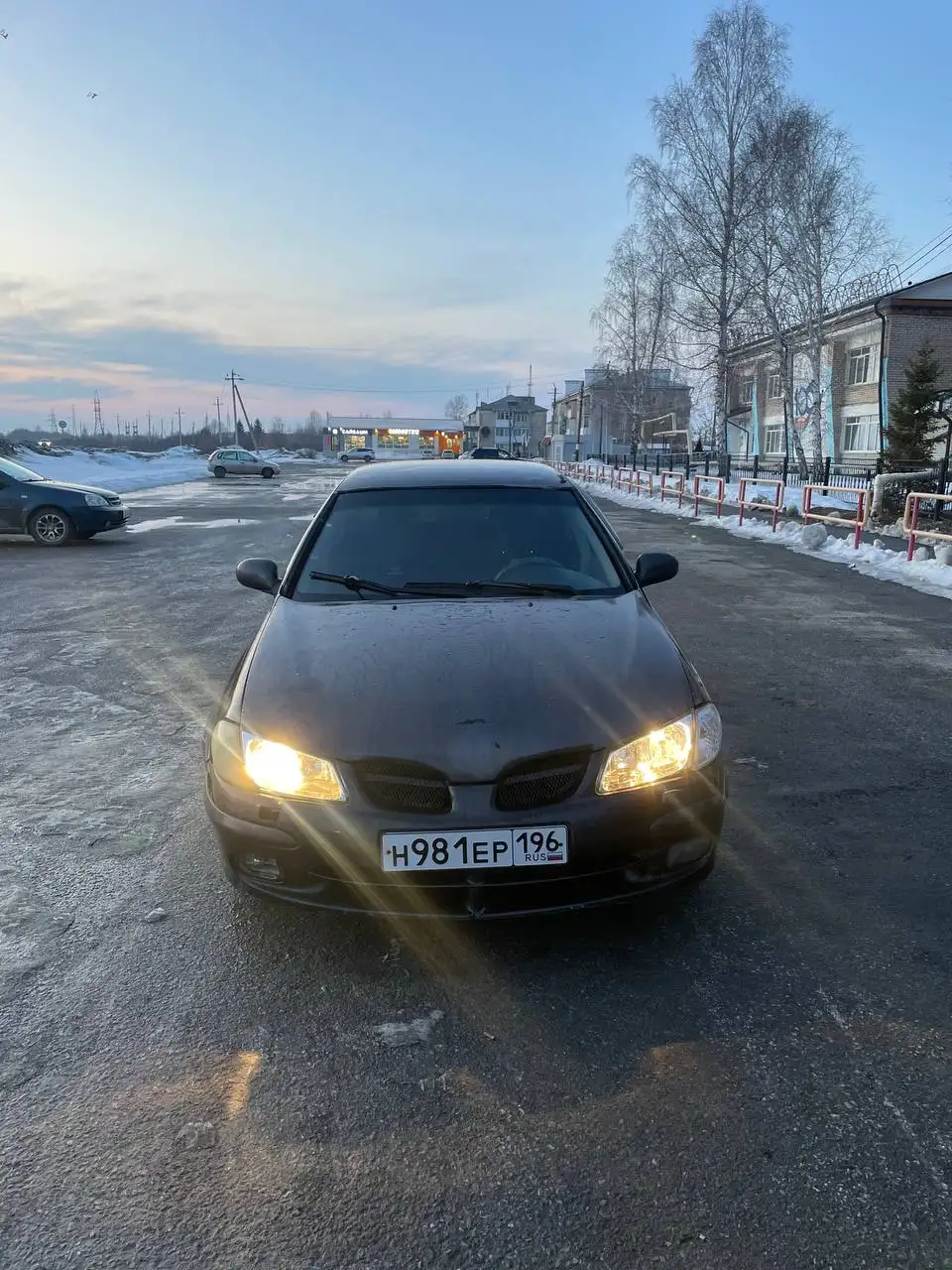 Автомобиль 2001 года на ходу с документами - Легковые автомобили (Авто) в Тюмень