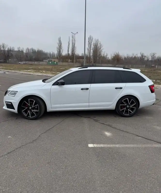 Skoda Octavia 2020 г., дизель 2.0 л, полный привод, автомат - Легковые автомобили (Авто) в Тюмень