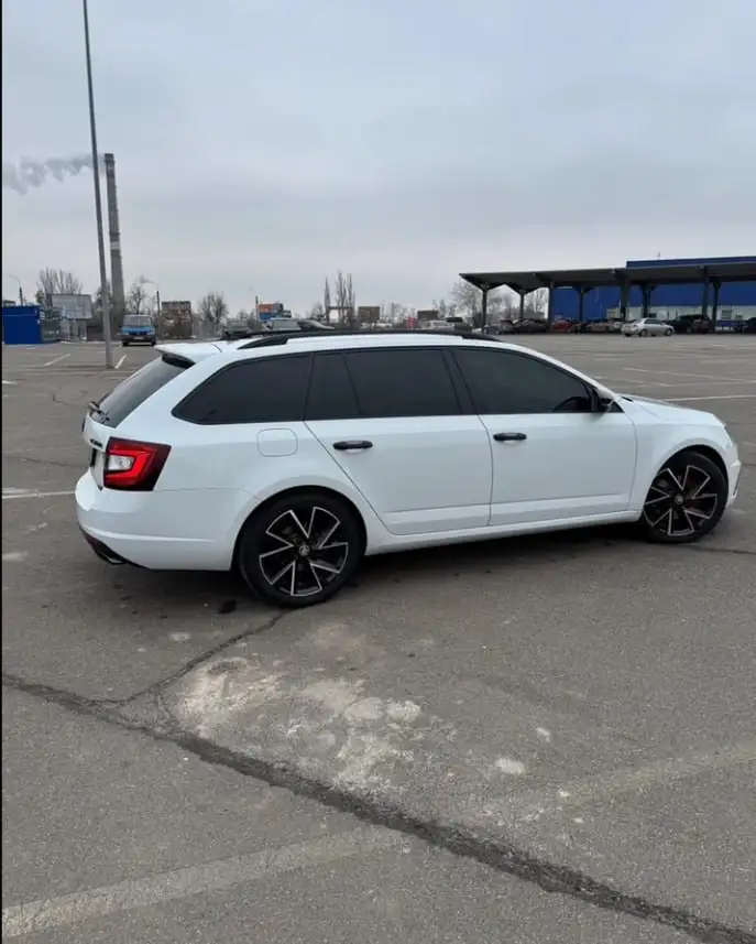 Skoda Octavia 2020 г., дизель 2.0 л, полный привод, автомат - Легковые автомобили (Авто) в Тюмень