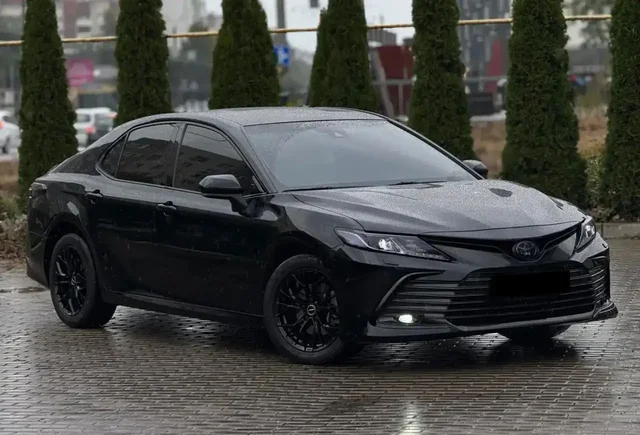 Toyota Camry 2022 Prestige - Услуги по авто в Тюмень