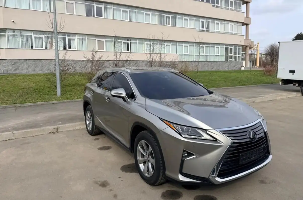Lexus RX 2019 3.5 AWD - Легковые автомобили (Авто) в Тюмень