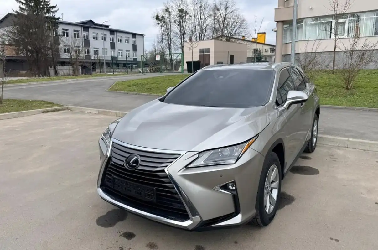 Lexus RX 2019 3.5 AWD - Легковые автомобили (Авто) в Тюмень