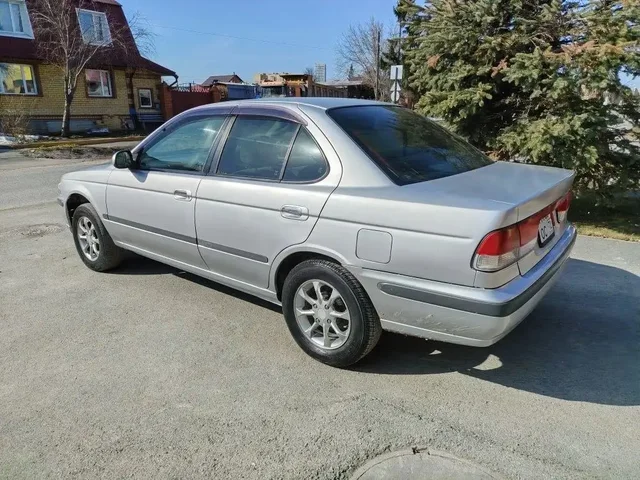 Продажа Nissan Sunny 1998 года в идеальном состоянии - Легковые автомобили в Тюмень