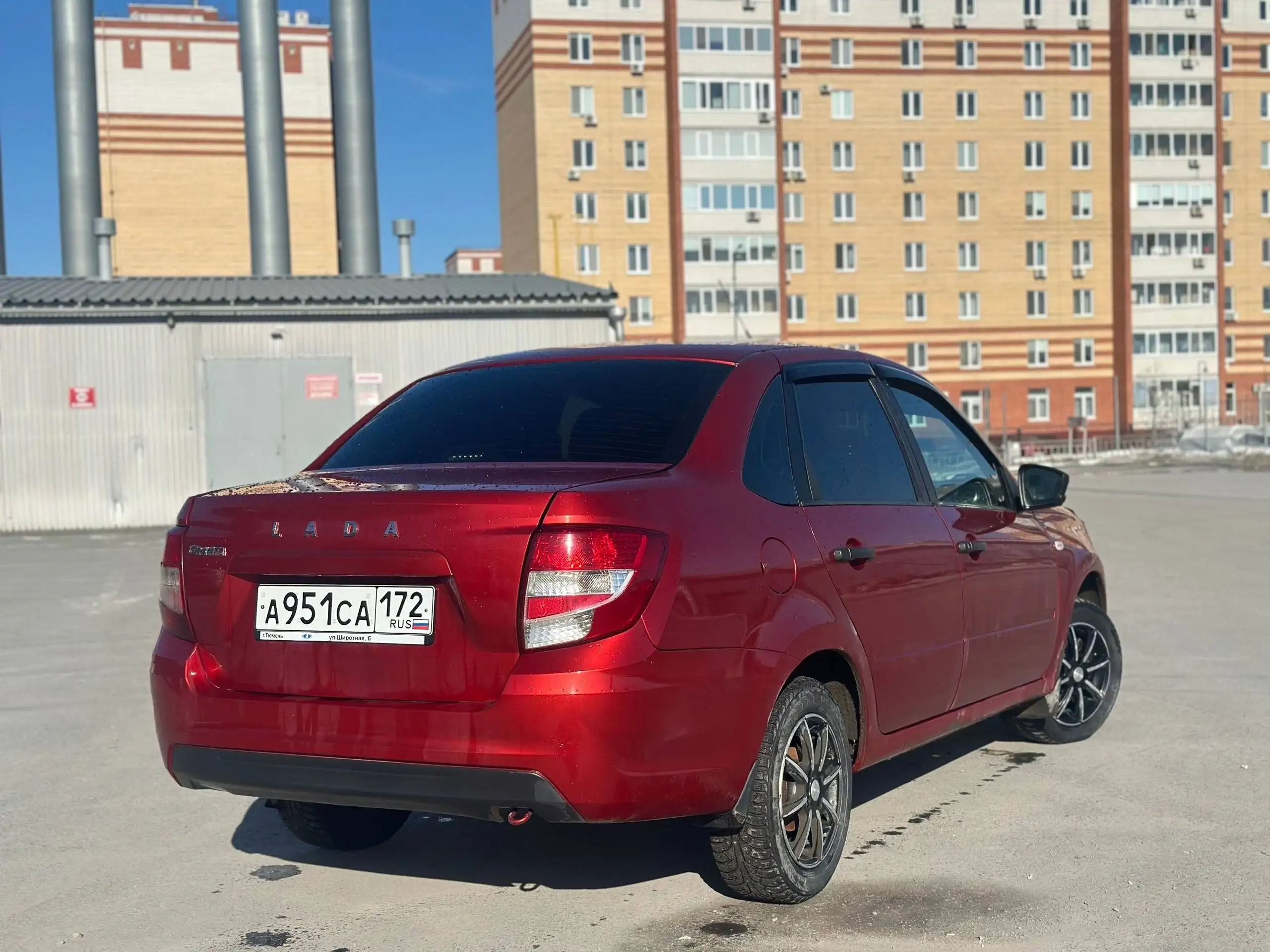 Продажа Лада Гранта 2019 года - Легковые автомобили (Авто) в Тюмень
