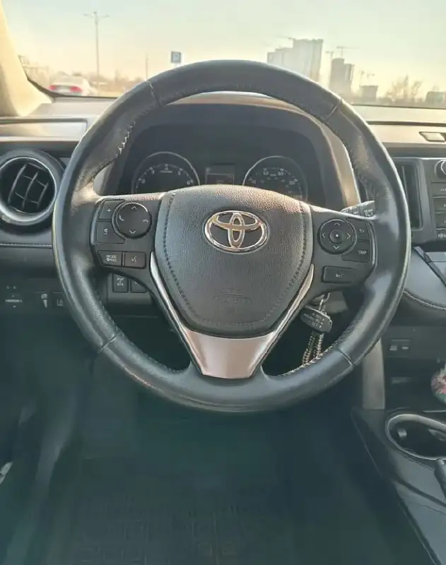 Nissan Rogue 2019 2.5 бензин передний привод 52 тыс. км - Авто в Тюмень